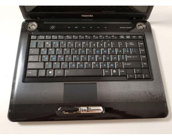  Ноутбук Toshiba Satellite A300-1EG 15" AMD 4GB RAM 400GB HDD, фото 2 