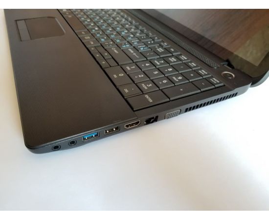  Ноутбук Toshiba Satellite C55T-A 15" i3 4GB RAM 250GB HDD, фото 3 