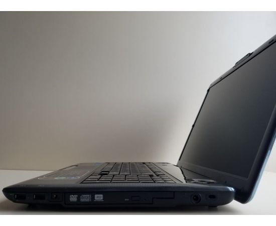  Ноутбук Toshiba Satellite P305 17" 4GB RAM 160GB HDD, фото 3 