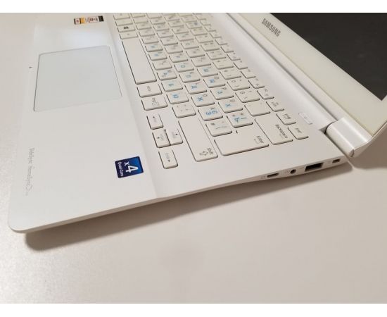  Ноутбук Samsung ATIV NP915S3G 13" AMD® A6 четыре ядра 4GB RAM 120GB SSD, фото 3 