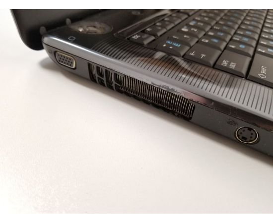  Ноутбук Toshiba Satellite A300-1EG 15" AMD 4GB RAM 400GB HDD, фото 5 