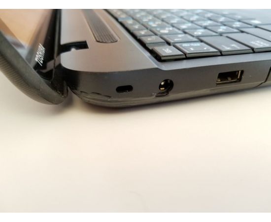  Ноутбук Toshiba Satellite C55T-A 15" i3 4GB RAM 250GB HDD, фото 5 