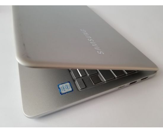  Ноутбук Samsung Notebook 9 NP900X3N 13" i3 8GB RAM 240GB SSD, фото 6 