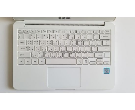  Ноутбук Samsung Notebook 9 NP900X3N White 13" i3 8GB RAM 240GB SSD, фото 2 
