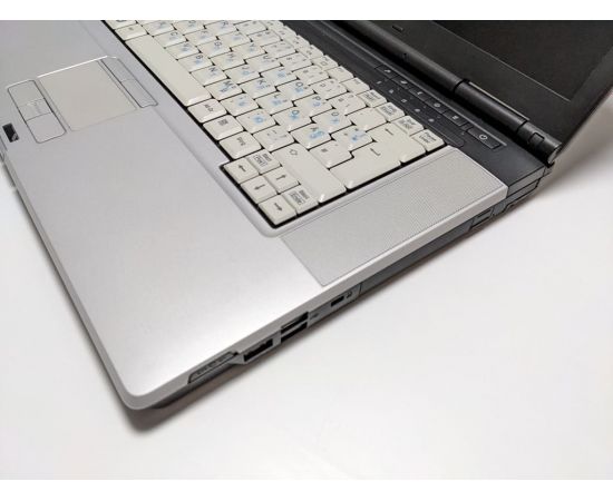  Ноутбук Fujitsu LifeBook E780 15" i3 4GB RAM 250GB HDD, фото 4 